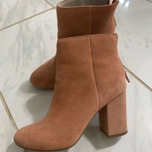 New Kenneth Cole boots 3”